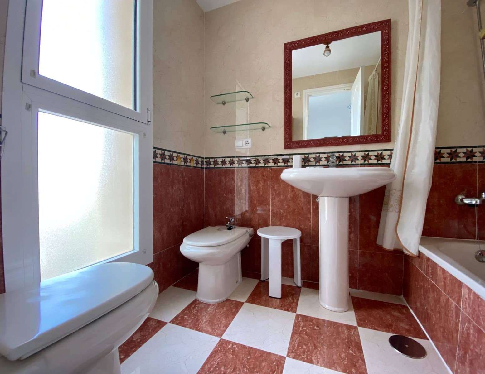 2 soveværelse Lejlighed til leje i Calpe / Calp med swimmingpool garage - € 1.500 (Ref: 8315770)