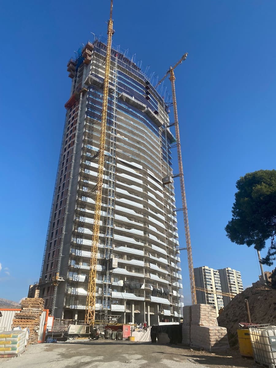 2 bedroom Apartment for sale in Benidorm - € 690,000 (Ref: 8331320)