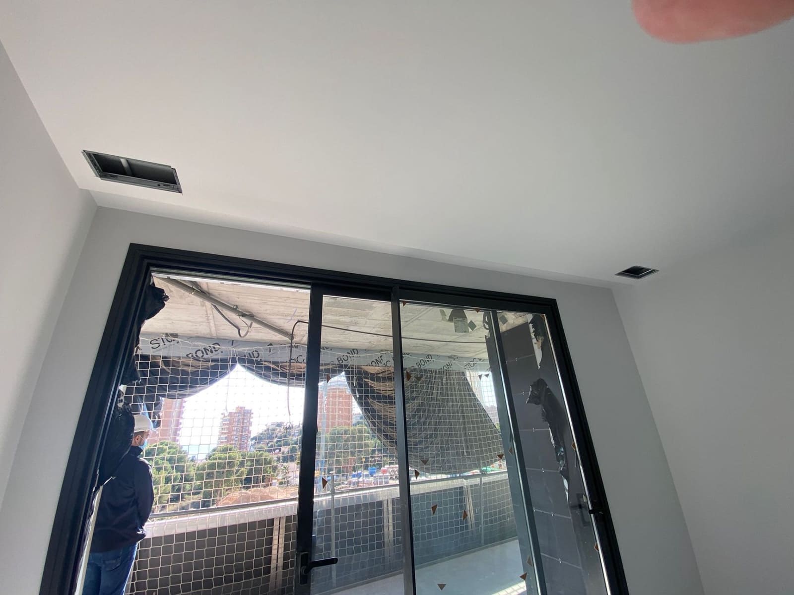 2 bedroom Apartment for sale in Benidorm - € 690,000 (Ref: 8331320)