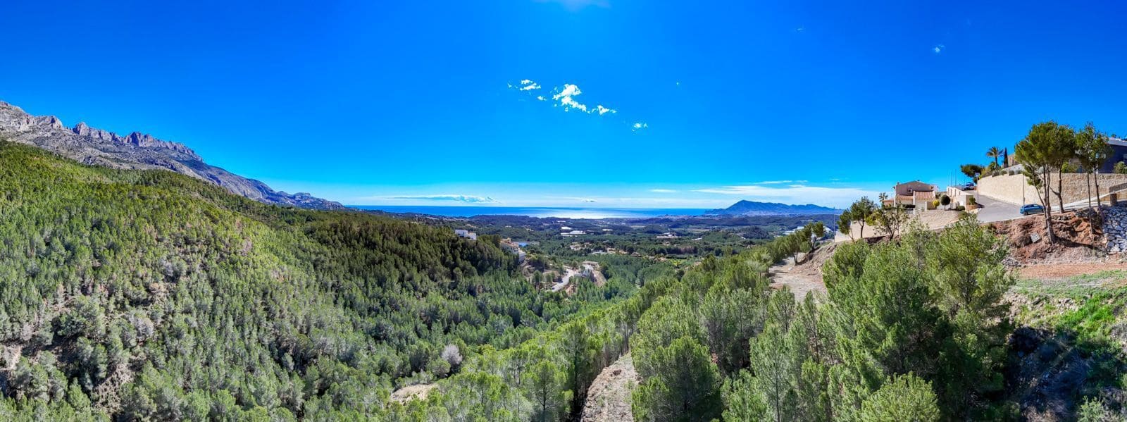 Grunde uden byggetilladelser til salg i Callosa d'En Sarria - € 985.000 (Ref: 8419239)