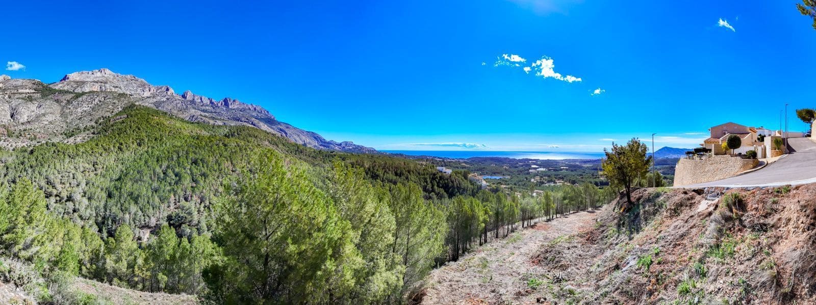 Grunde uden byggetilladelser til salg i Callosa d'En Sarria - € 985.000 (Ref: 8419239)