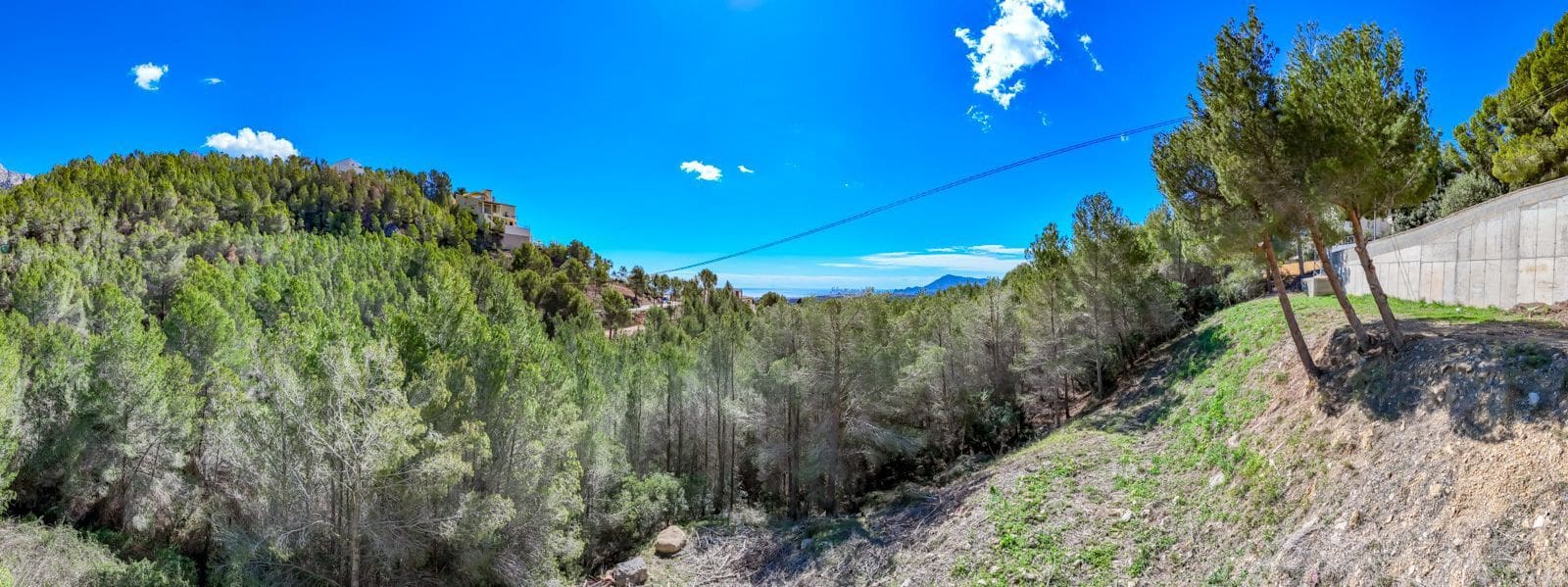 Grunde uden byggetilladelser til salg i Callosa d'En Sarria - € 985.000 (Ref: 8419239)