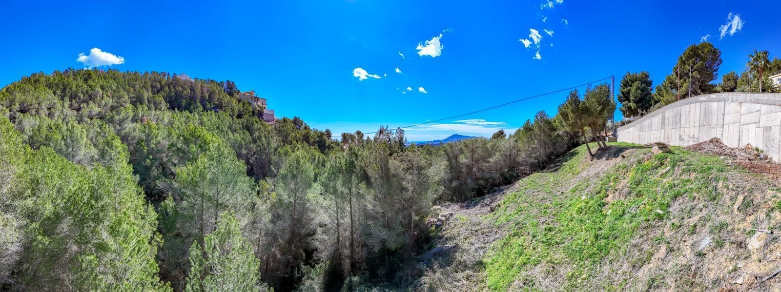 Grunde uden byggetilladelser til salg i Callosa d'En Sarria - € 985.000 (Ref: 8419239)