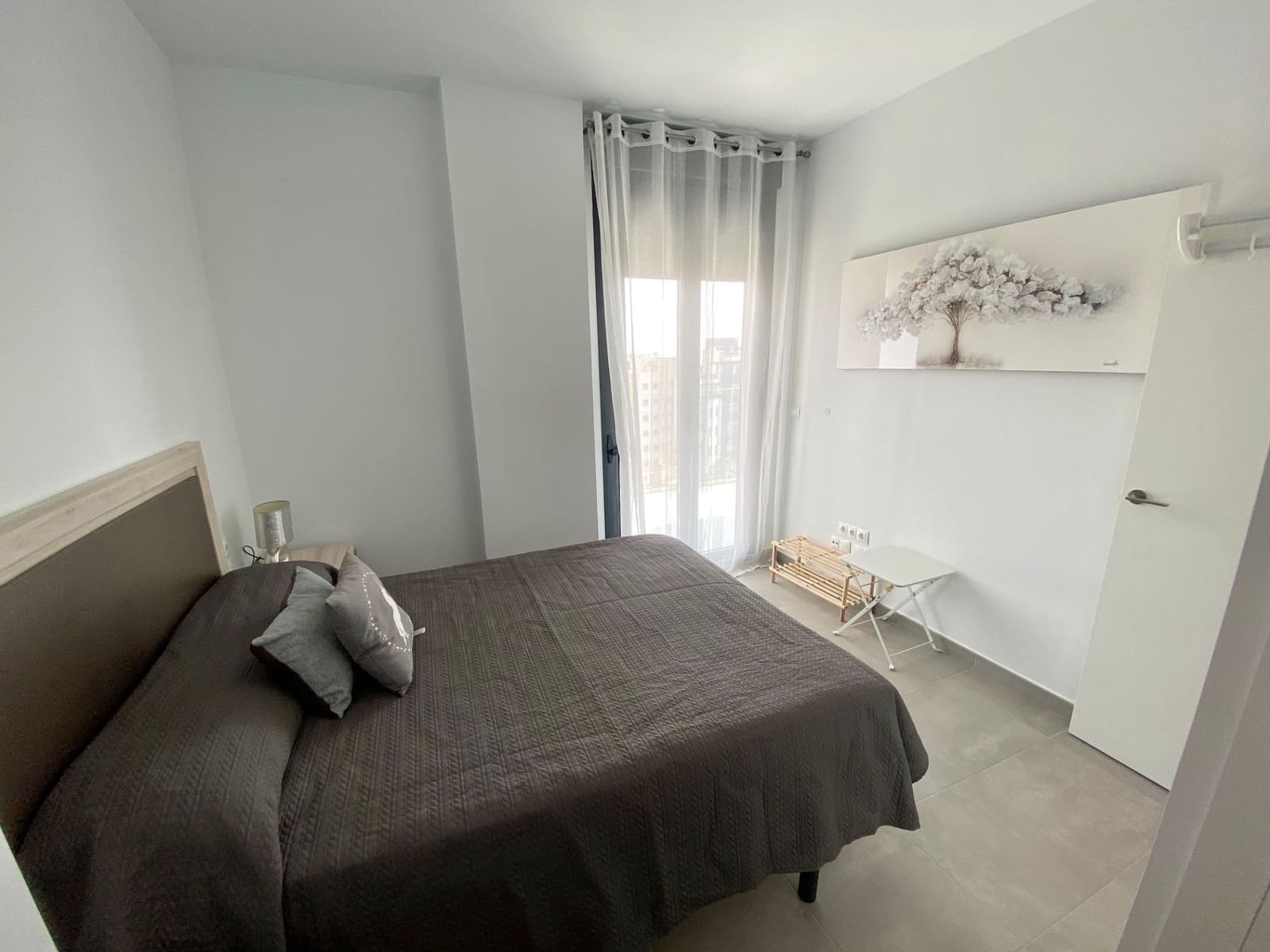 Appartement de 2 chambres à louer à Calpe / Calp avec piscine garage - 1 500 € (Ref: 8445292)