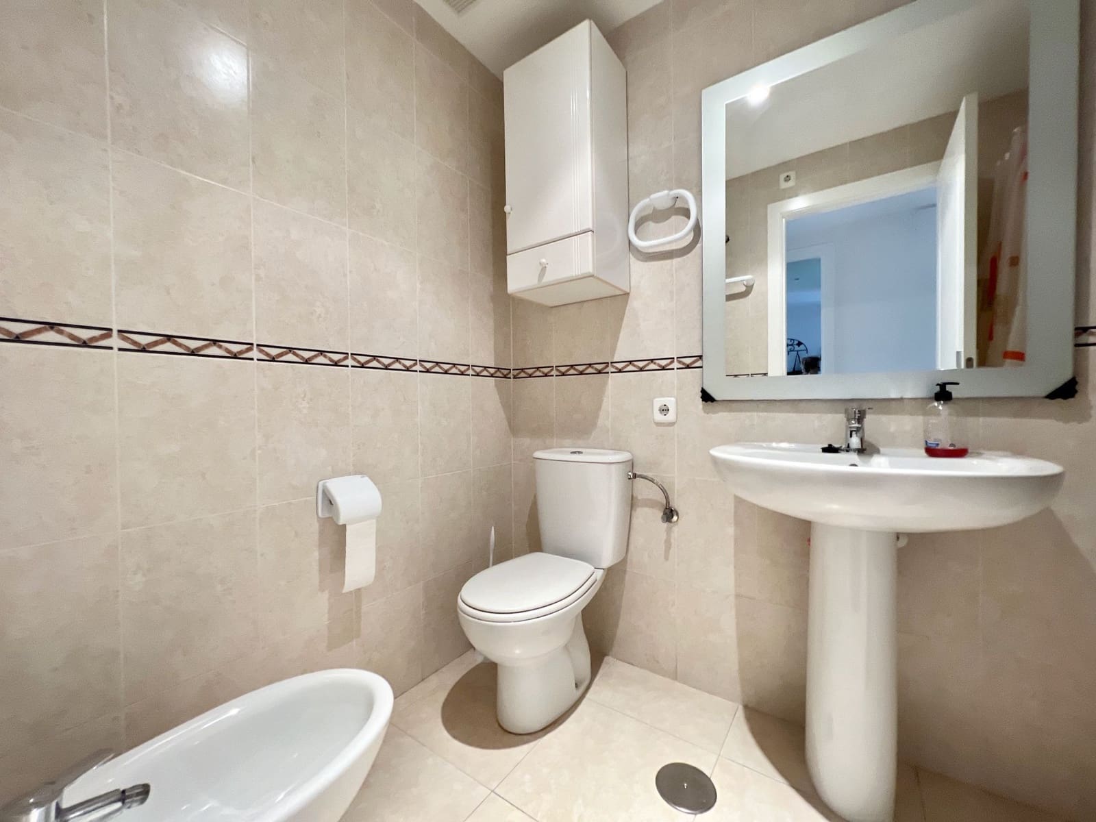 2 Zimmer Apartment zu vermieten in Calpe / Calp mit Pool Garage - 1.500 € (Ref: 8454352)