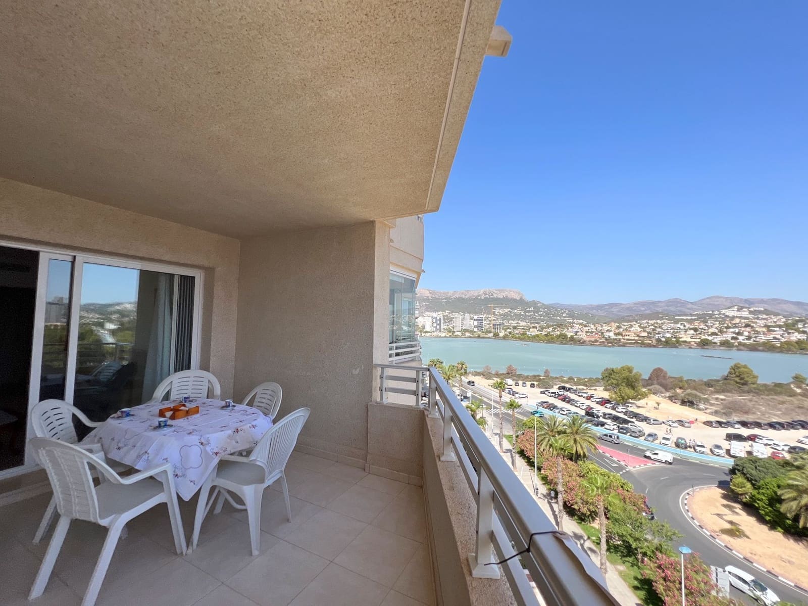 2 Zimmer Apartment zu vermieten in Calpe / Calp mit Pool Garage - 1.500 € (Ref: 8454352)