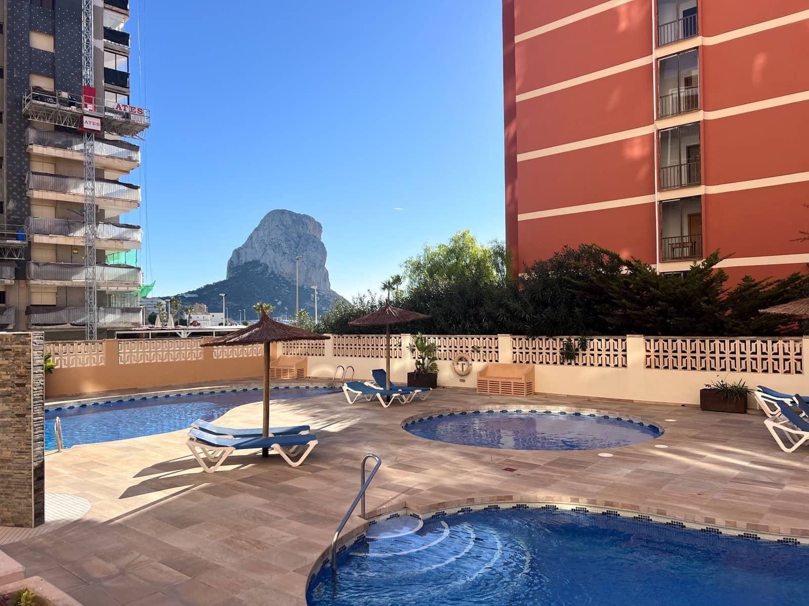 2 soverom Leilighet til leie i Calpe / Calp med svømmebasseng garasje - € 1 450 (Ref: 8467734)