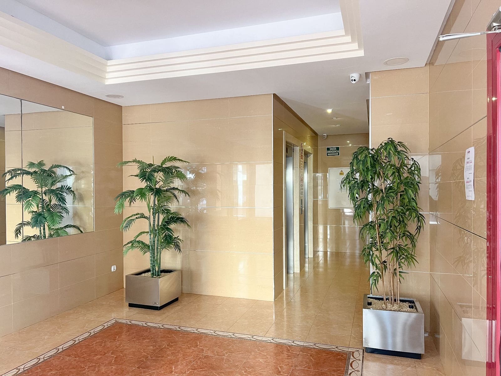 2 soverom Leilighet til leie i Calpe / Calp med svømmebasseng garasje - € 1 450 (Ref: 8467734)