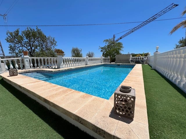 4 bedroom Villa for rent in Gargasindi, Calpe / Calp with pool garage - € 2,000 (Ref: 8472140)