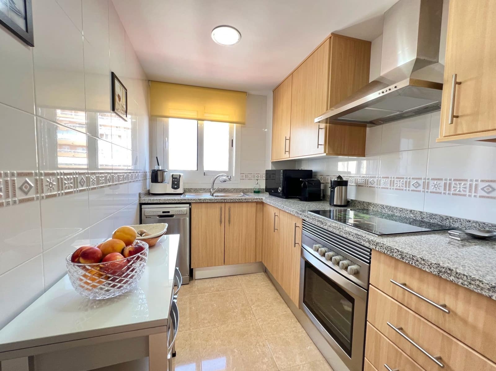 1 soveværelse Lejlighed til leje i Calpe / Calp med swimmingpool garage - € 850 (Ref: 8494810)