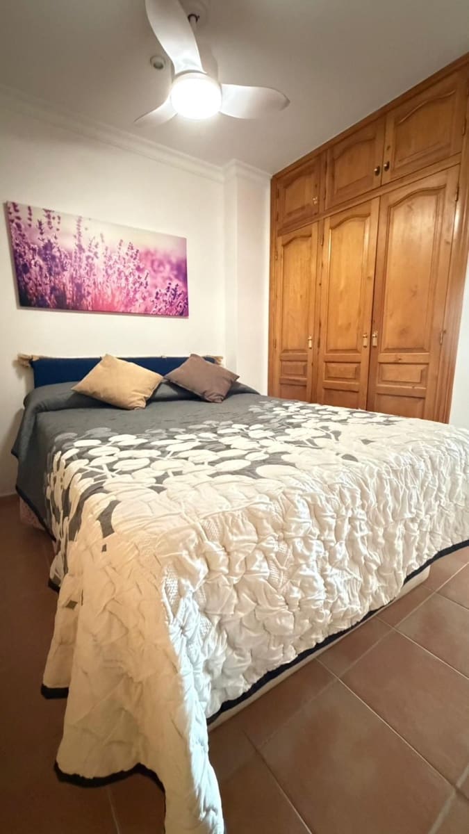 1 soverom Leilighet til leie i Calpe / Calp med garasje - € 800 (Ref: 8665065)
