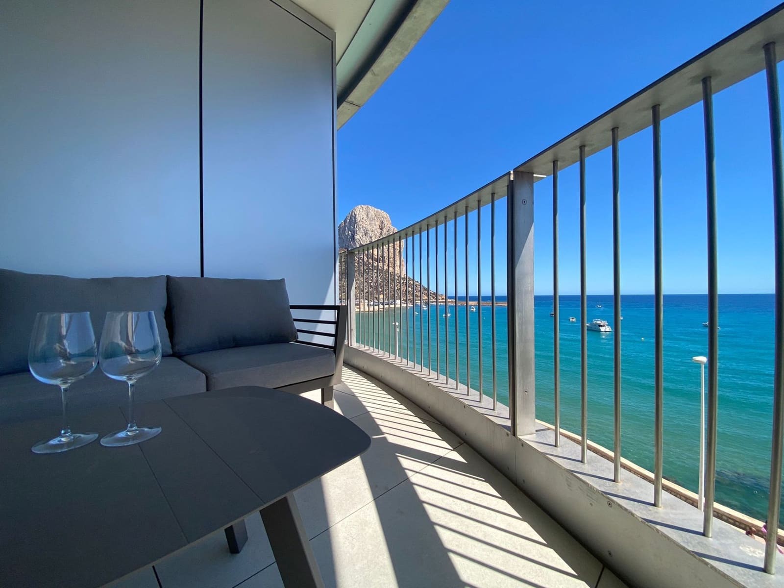 2 makuuhuone Huoneisto vuokrattavana paikassa Calpe / Calp mukana uima-altaan 
autotalli - 2 500 € (Ref: 8737267)