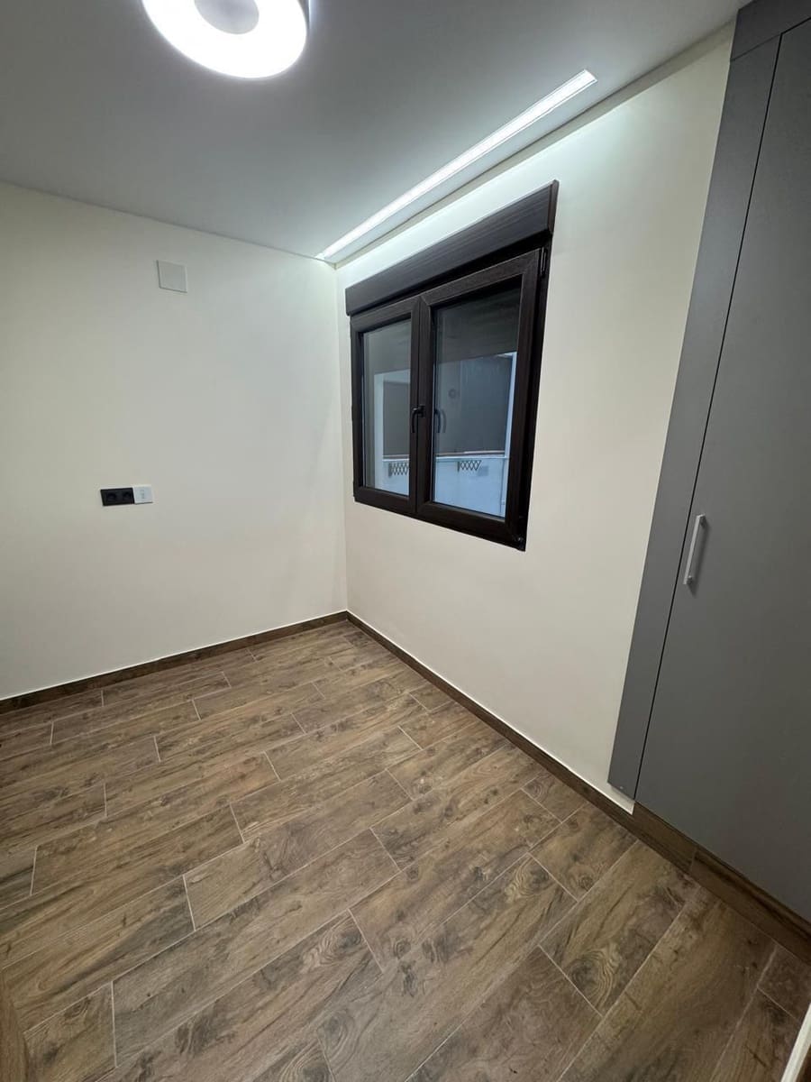 2 bedroom Apartment for sale in Calpe / Calp - € 390,000 (Ref: 8854528)