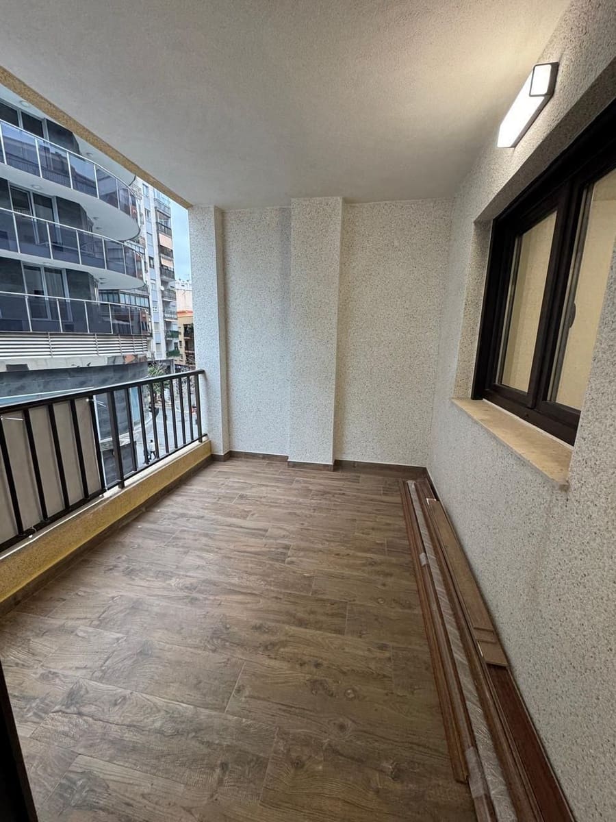 2 bedroom Apartment for sale in Calpe / Calp - € 390,000 (Ref: 8854528)