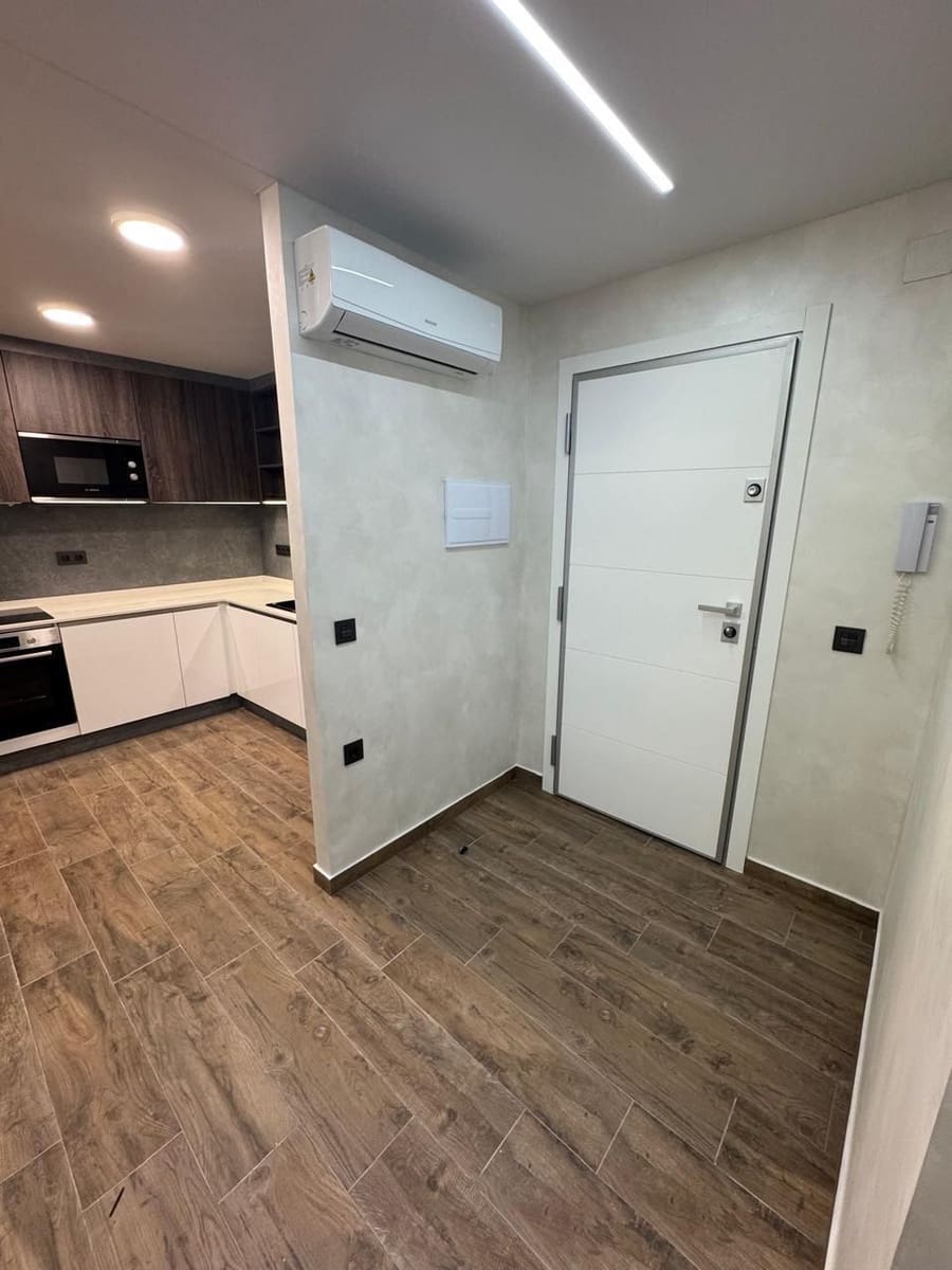 2 bedroom Apartment for sale in Calpe / Calp - € 390,000 (Ref: 8854528)