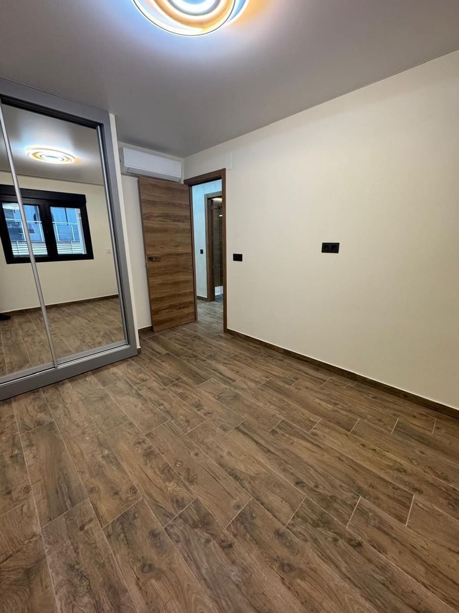 2 bedroom Apartment for sale in Calpe / Calp - € 390,000 (Ref: 8854528)