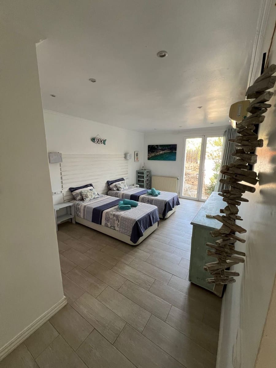 5 sovrum Villa till salu i Calpe / Calp med pool garage - 635 000 € (Ref: 8910859)