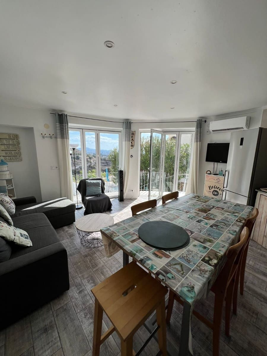 5 sovrum Villa till salu i Calpe / Calp med pool garage - 635 000 € (Ref: 8910859)