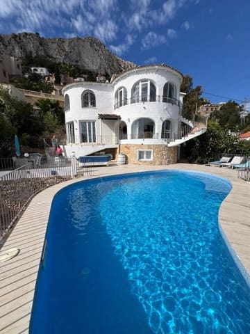 5 soveværelse Villa til salg i Maryvilla, Calpe / Calp med swimmingpool garage - € 635.000 (Ref: 8910859)