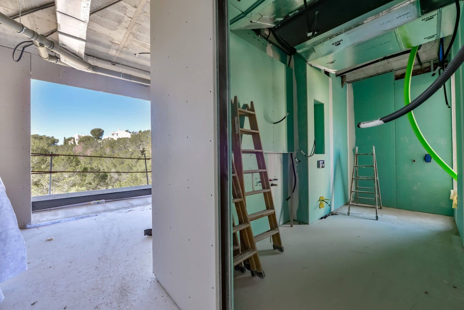 4 bedroom Villa for sale in Altea - € 2,795,000 (Ref: 8914862)