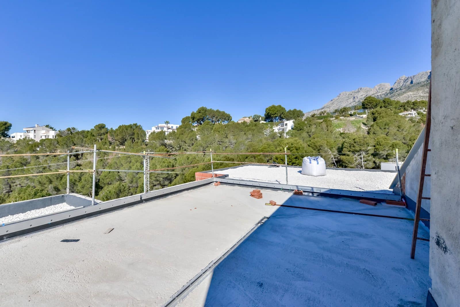 4 bedroom Villa for sale in Altea - € 2,795,000 (Ref: 8914862)