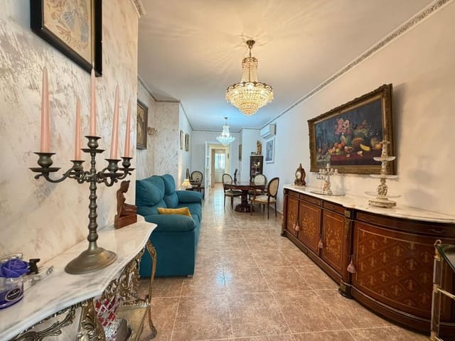 3 bedroom Apartment for sale in Calpe / Calp with garage - € 330,000 (Ref: 8917664)