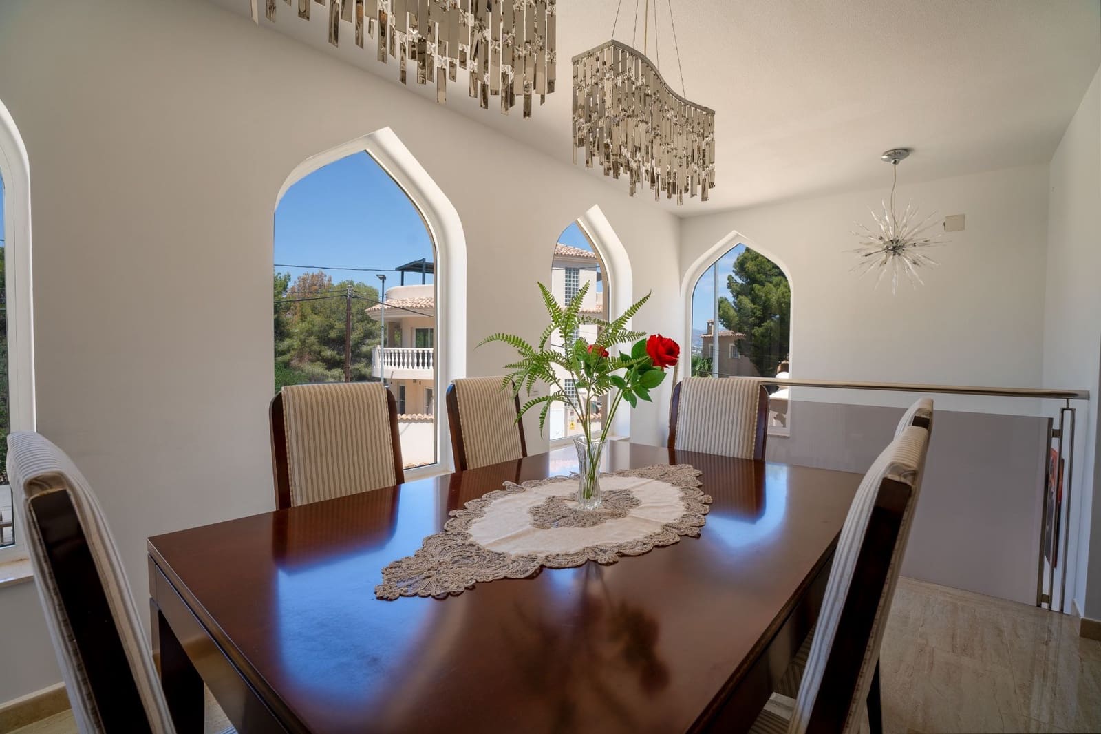 4 soveværelse Villa til salg i Albir - € 795.000 (Ref: 8926056)