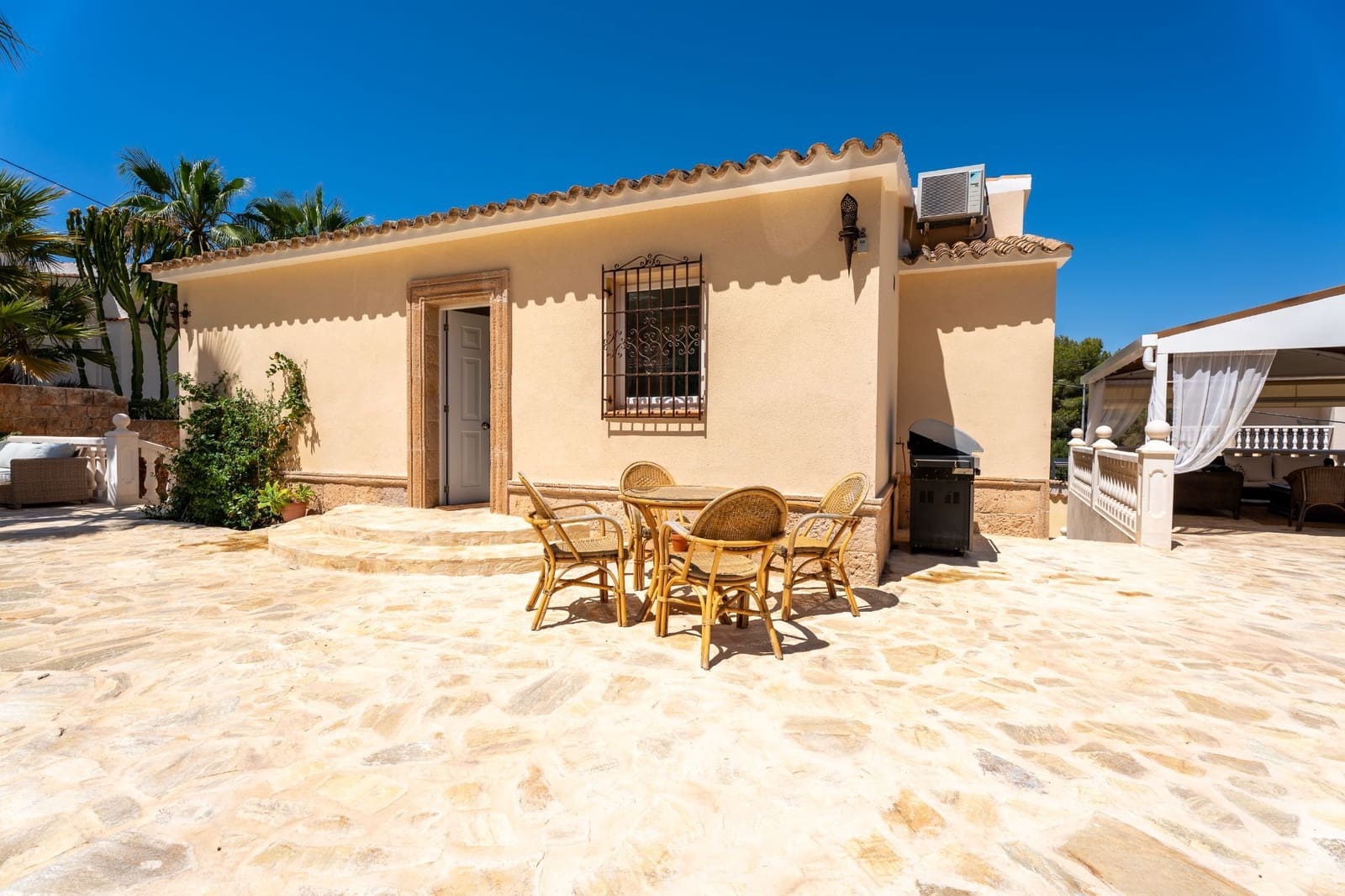 4 soveværelse Villa til salg i Albir - € 795.000 (Ref: 8926056)