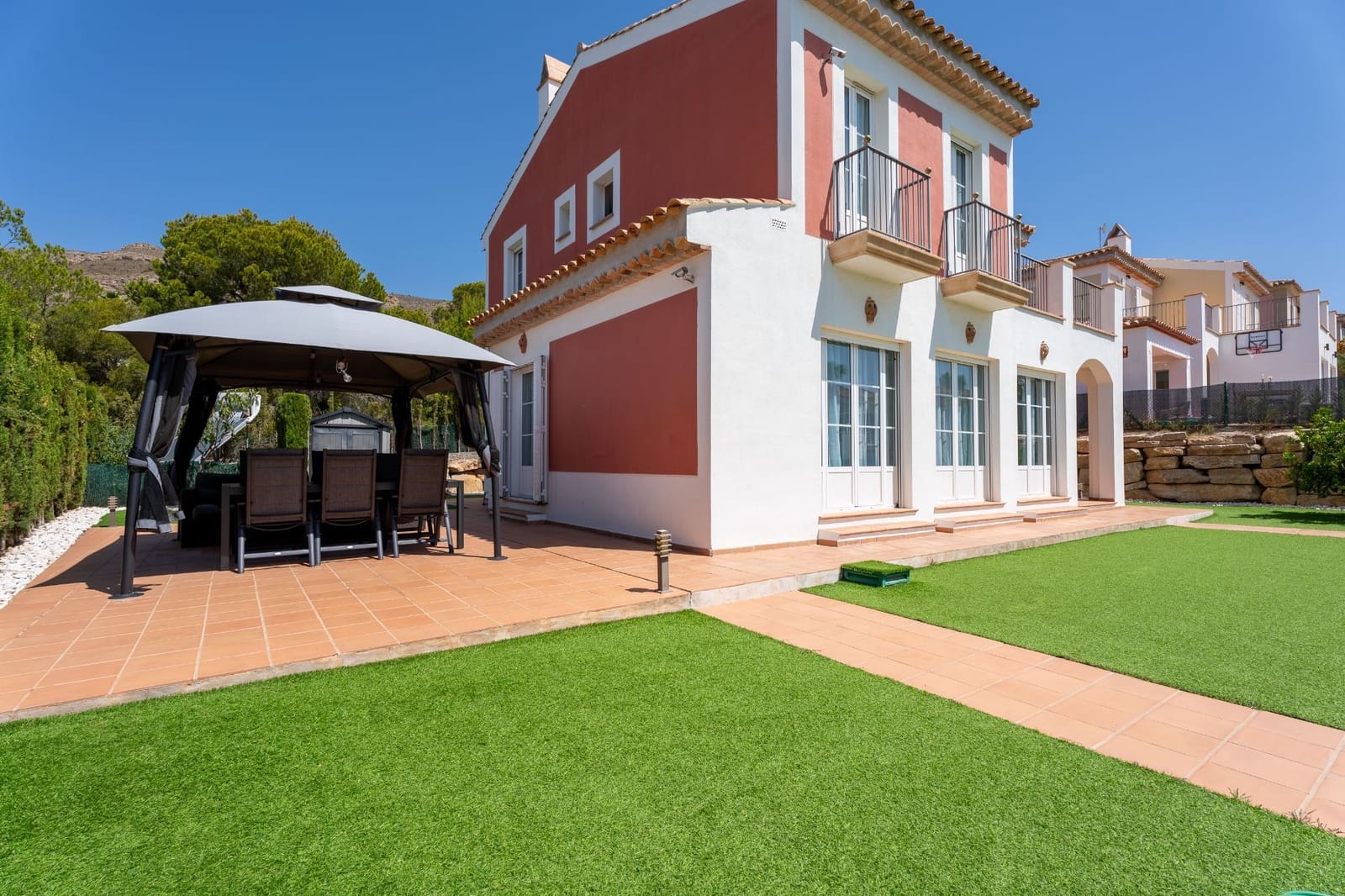 4 soveværelse Villa til salg i Finestrat - € 810.000 (Ref: 8926057)