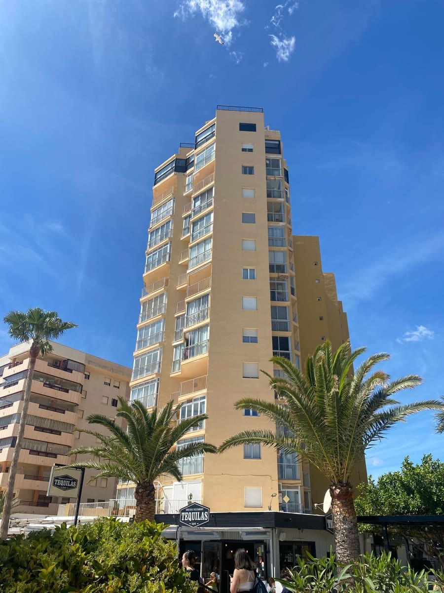 3 sovrum Lägenhet att hyra i Calpe / Calp - 1 400 € (Ref: 8945922)