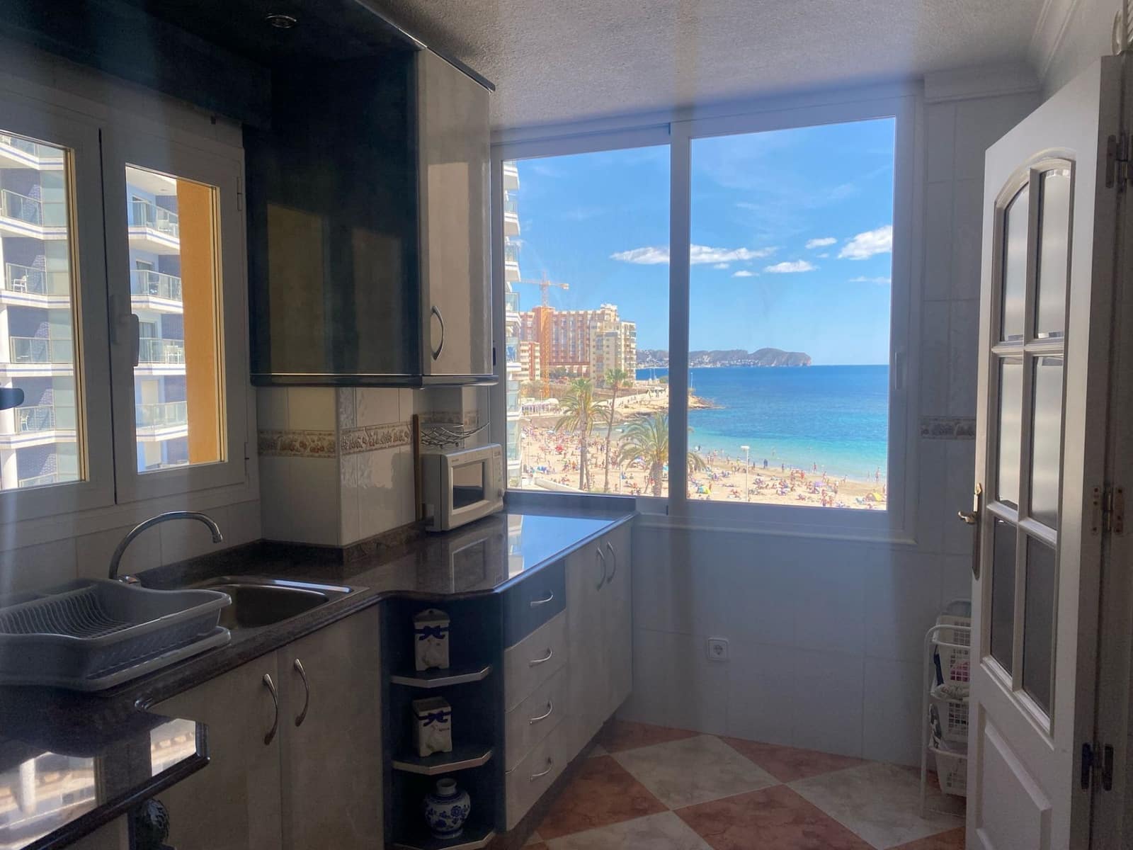 3 sovrum Lägenhet att hyra i Calpe / Calp - 1 400 € (Ref: 8945922)