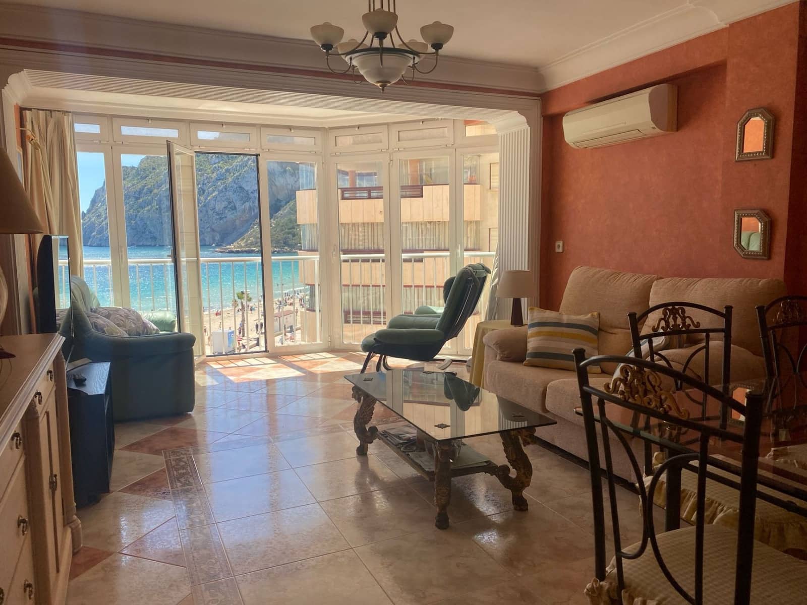 3 sovrum Lägenhet att hyra i Calpe / Calp - 1 400 € (Ref: 8945922)