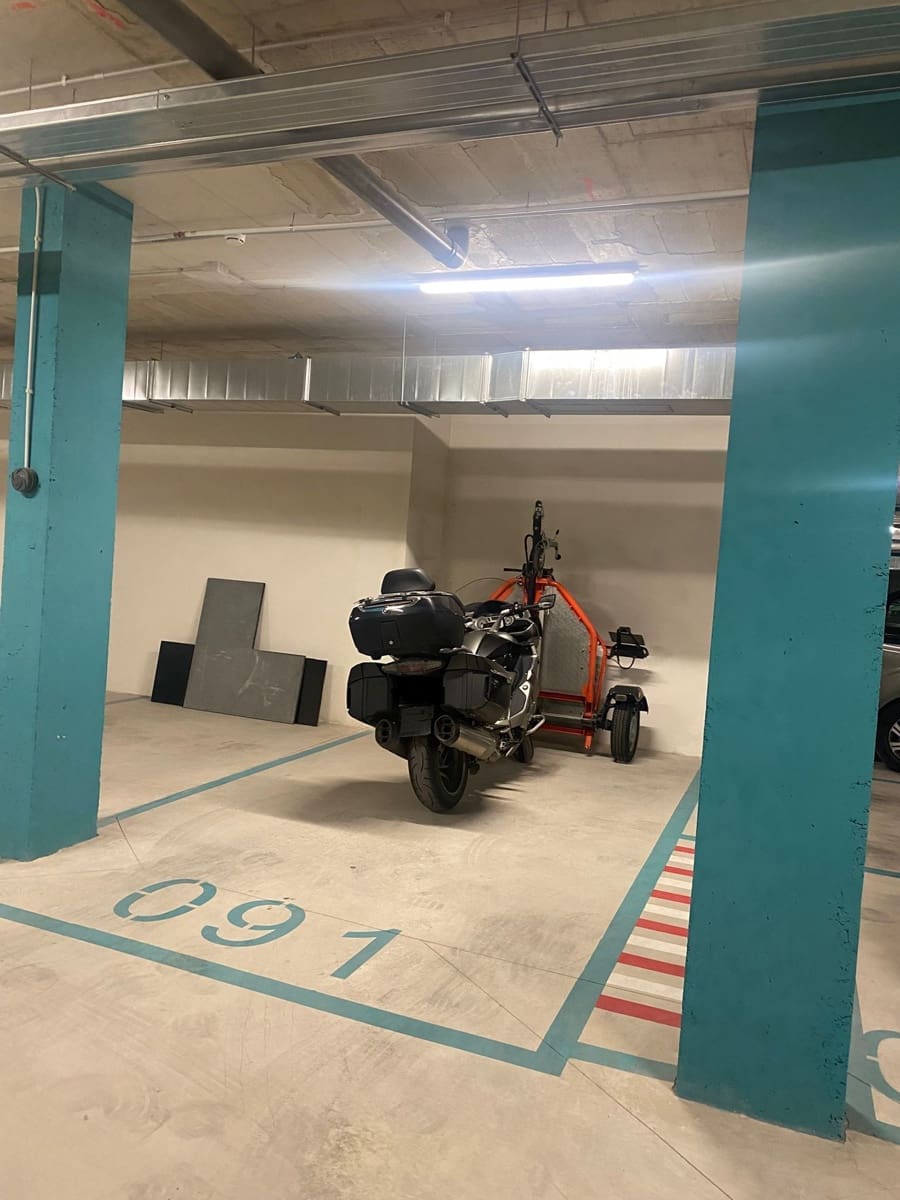 Apartamento de 2 habitaciones en Calpe / Calp en venta con piscina garaje - 465.000 € (Ref: 8975763)