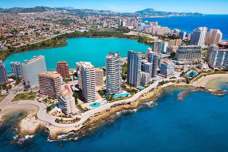 4 soveværelse Lejlighed til salg i Calpe / Calp med garage - € 1.600.000 (Ref: 8988027)