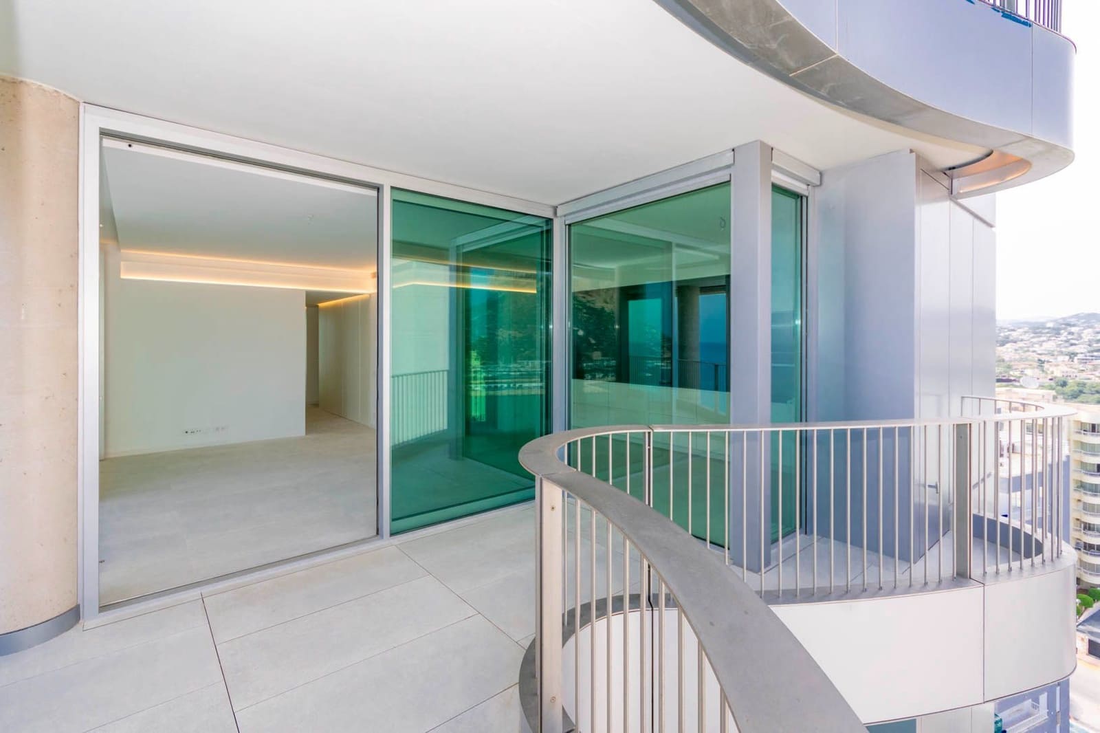 4 soveværelse Lejlighed til salg i Calpe / Calp med garage - € 1.600.000 (Ref: 8988027)