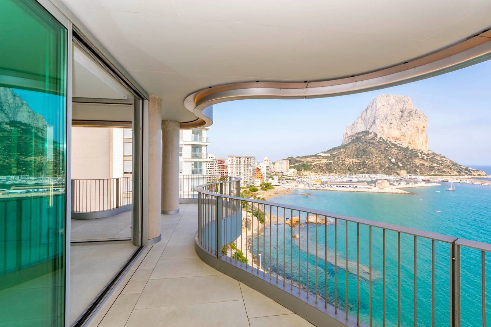4 soveværelse Lejlighed til salg i Calpe / Calp med garage - € 1.600.000 (Ref: 8988027)