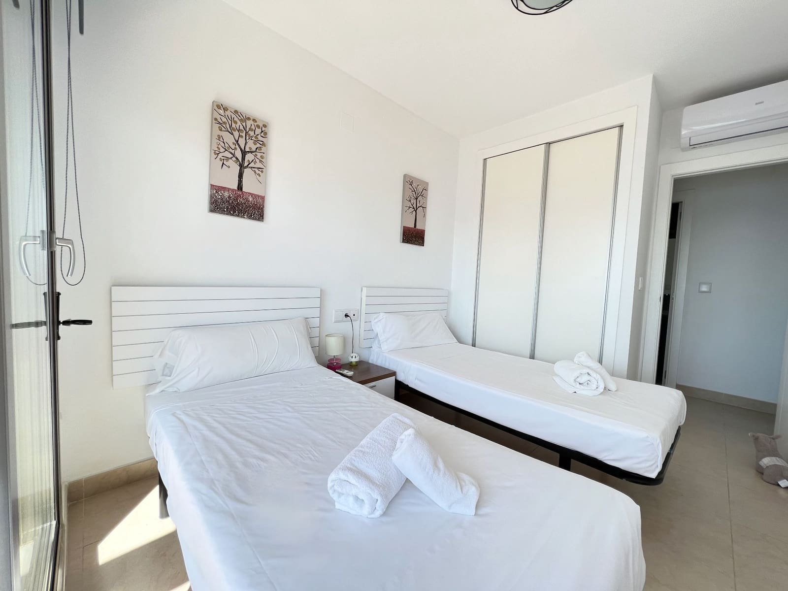 3 soveværelse Penthouse til leje i Calpe / Calp med swimmingpool garage - € 2.000 (Ref: 9036384)