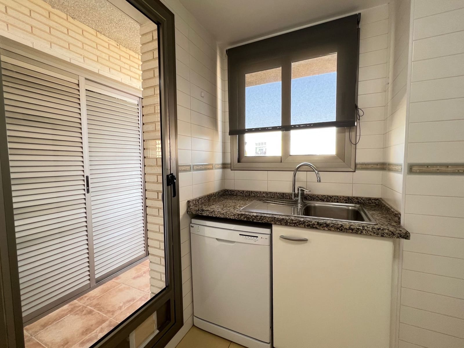 3 soveværelse Penthouse til leje i Calpe / Calp med swimmingpool garage - € 2.000 (Ref: 9036384)