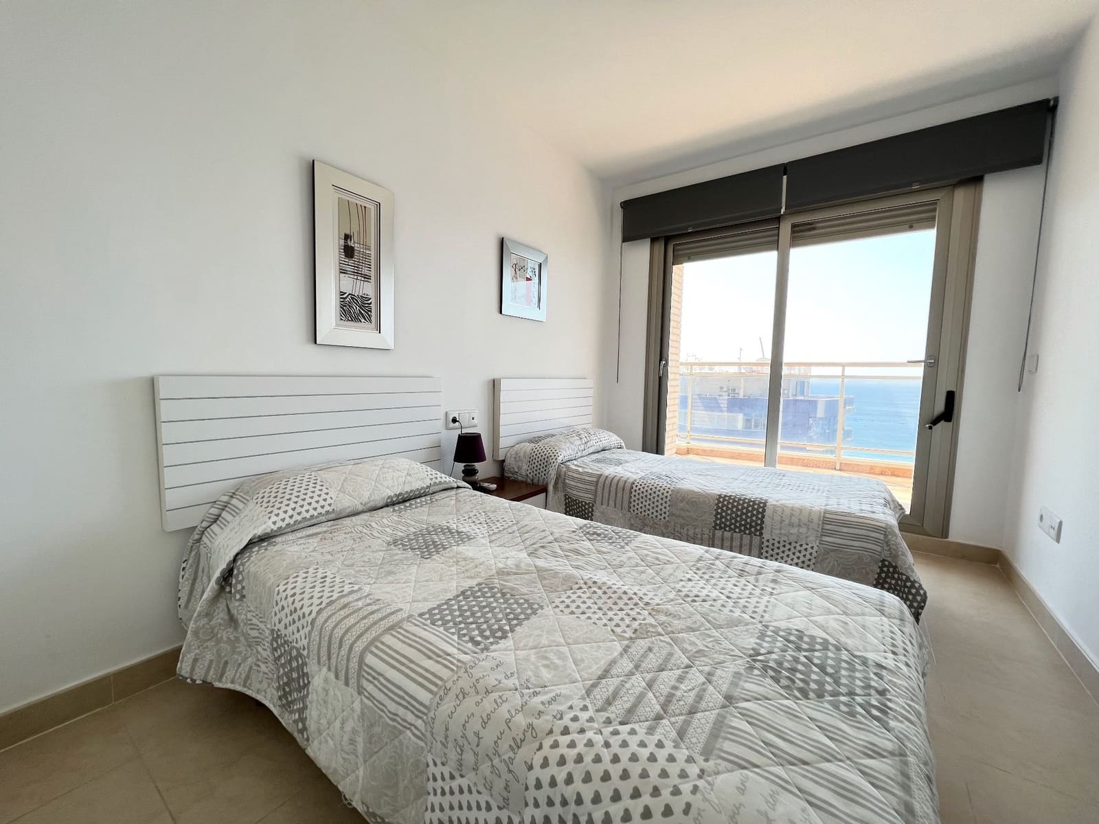 3 soveværelse Penthouse til leje i Calpe / Calp med swimmingpool garage - € 2.000 (Ref: 9036384)