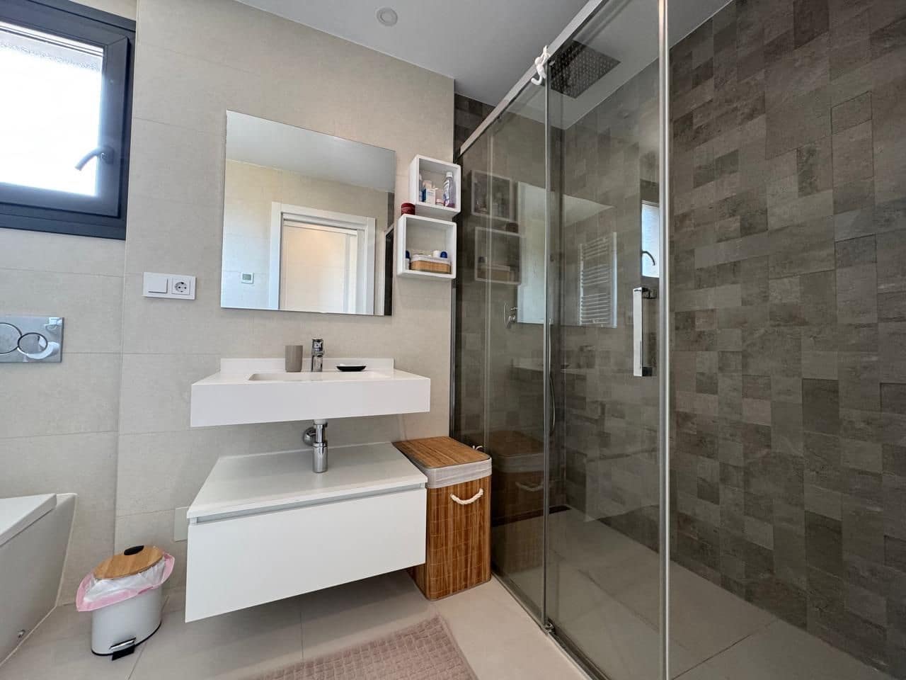 2 makuuhuone Huoneisto myytävänä paikassa Calpe / Calp mukana 
autotalli - 495 000 € (Ref: 9041975)