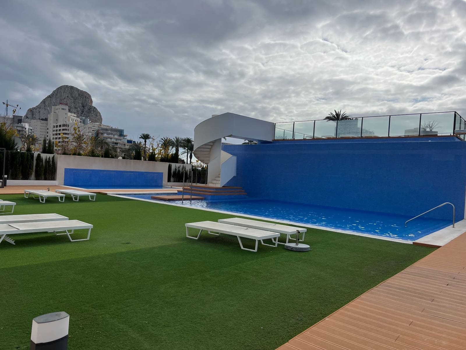 2 makuuhuone Huoneisto myytävänä paikassa Calpe / Calp mukana 
autotalli - 495 000 € (Ref: 9041975)