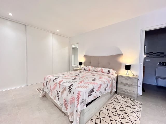 1 soveværelse Lejlighed til leje i Levante - Playa Fossa, Calpe / Calp med garage - € 1.000 (Ref: 9050696)