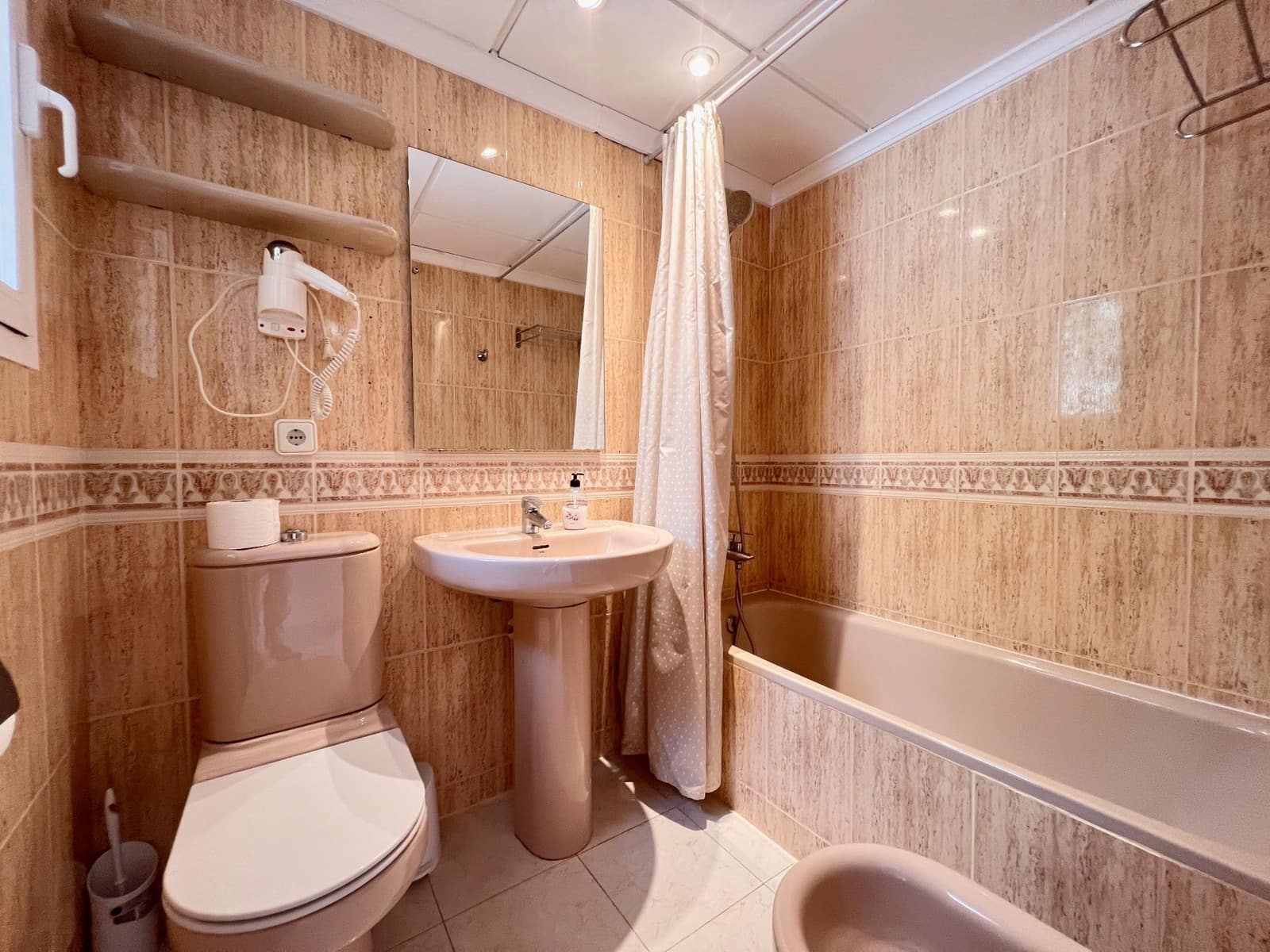 2 quarto Apartamento para venda em Calpe / Calp com piscina garagem - 225 000 € (Ref: 9206237)