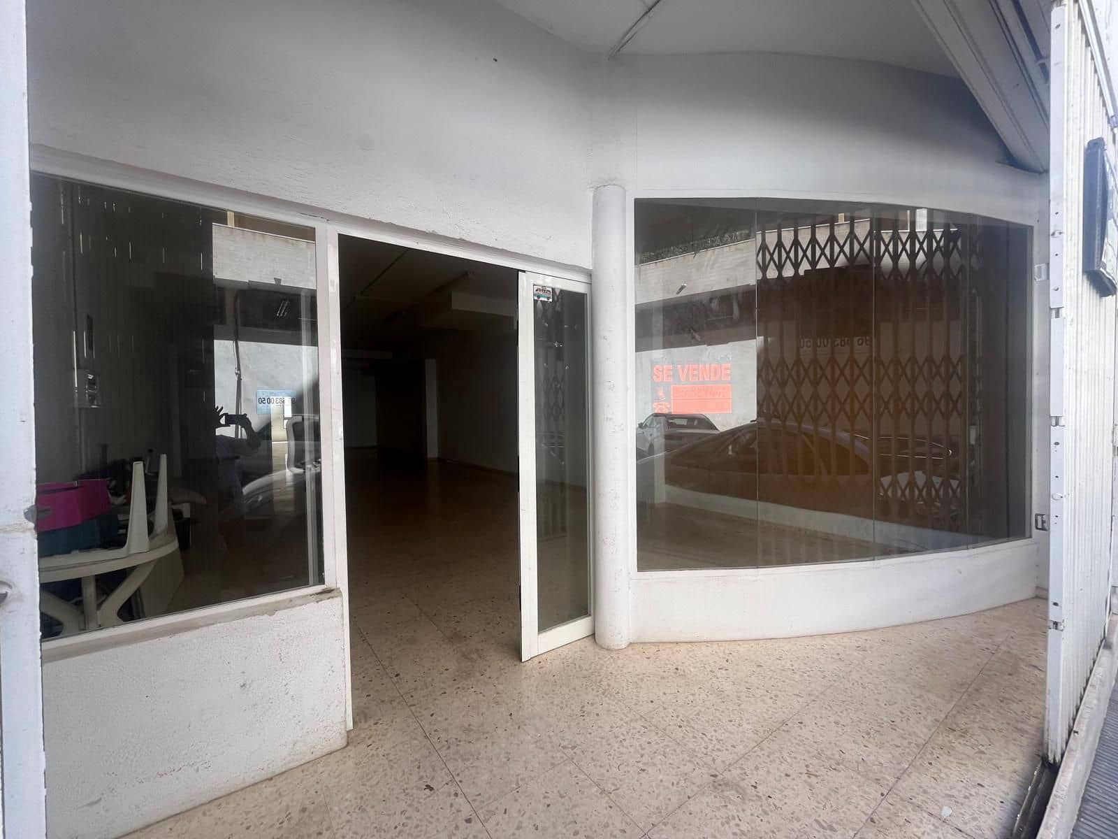 Kaupallinen myytävänä paikassa Calpe / Calp - 169 000 € (Ref: 9235976)