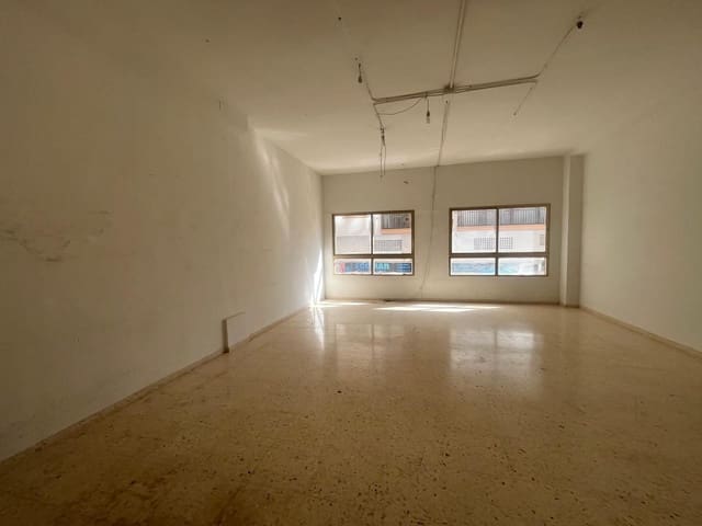 Kaupallinen myytävänä paikassa Calpe / Calp - 169 000 € (Ref: 9235976)