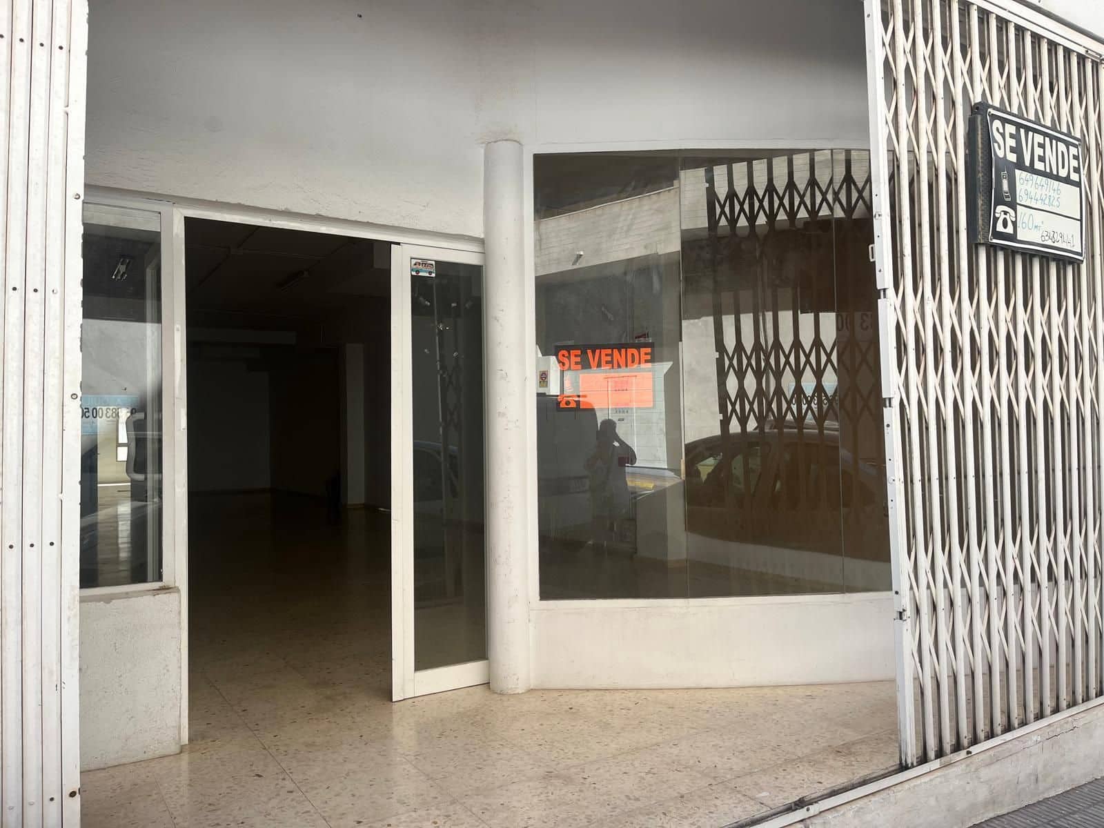 Kaupallinen myytävänä paikassa Calpe / Calp - 169 000 € (Ref: 9235976)