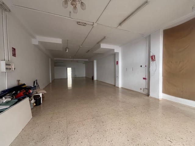 Kaupallinen myytävänä paikassa Calpe / Calp - 169 000 € (Ref: 9235976)