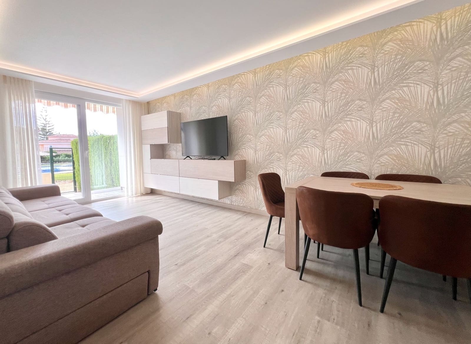 2 bedroom Apartment for rent in Calpe / Calp with garage - € 1,500 (Ref: 9294158)