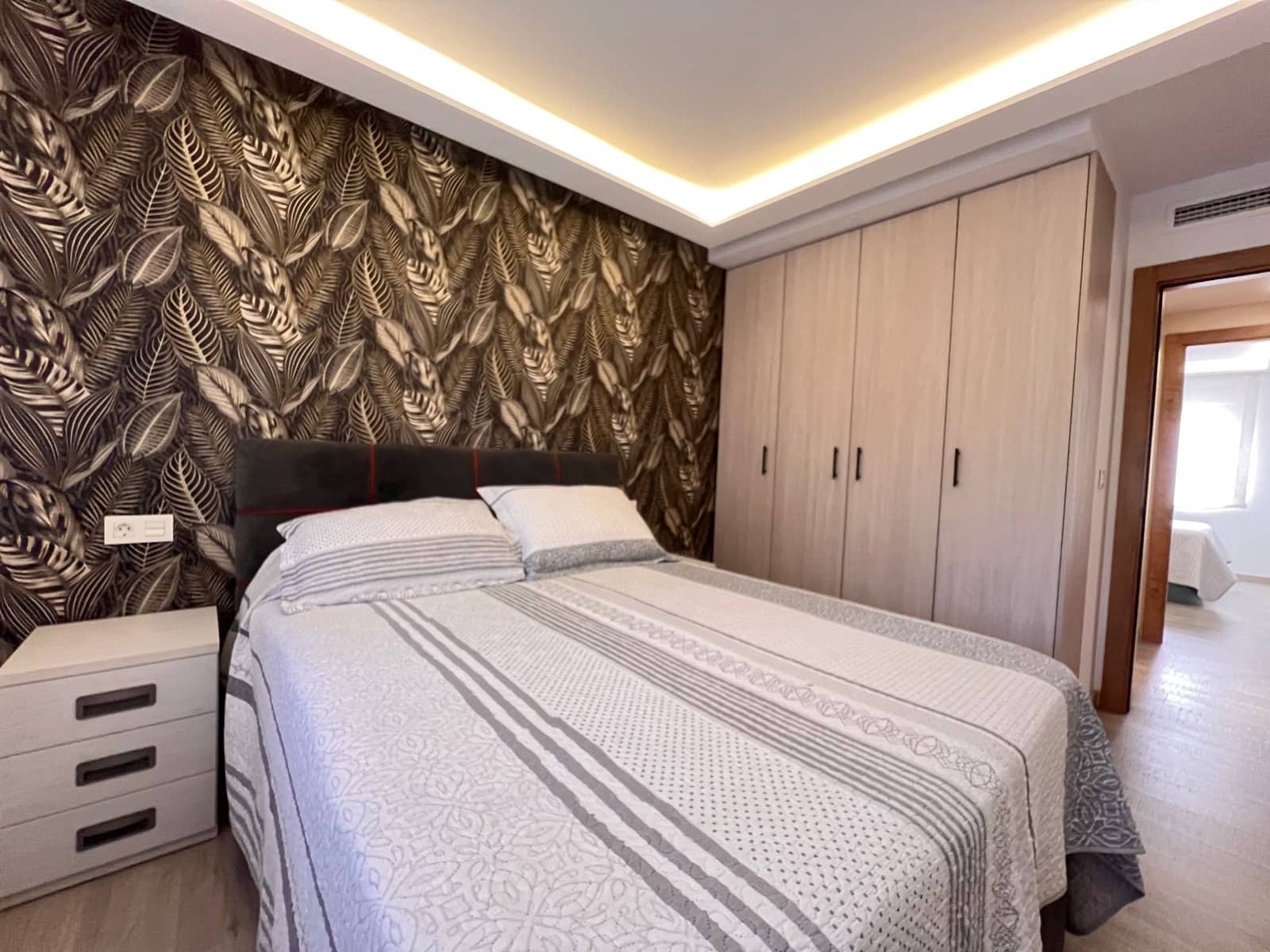 2 bedroom Apartment for rent in Calpe / Calp with garage - € 1,500 (Ref: 9294158)