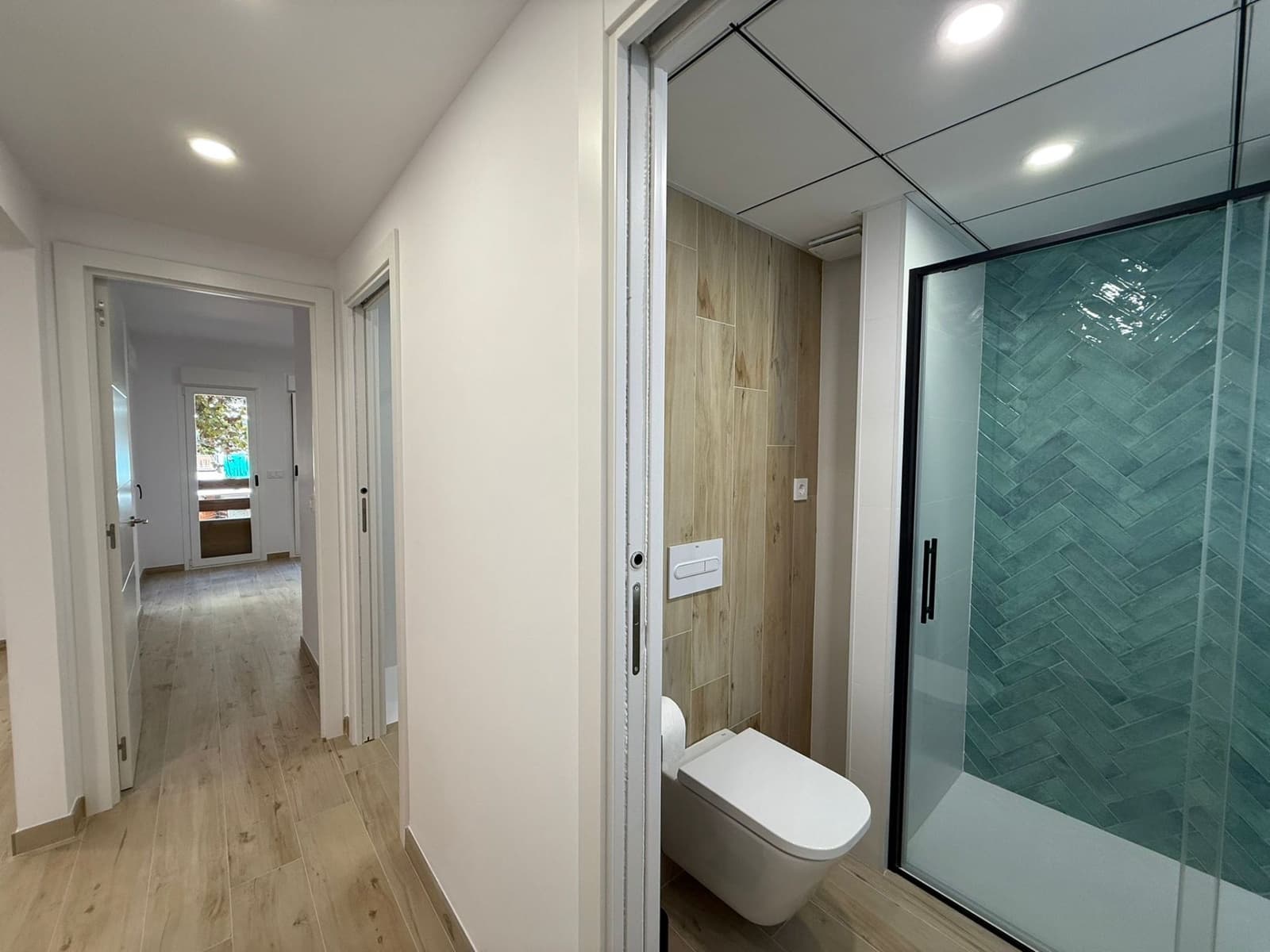 2 bedroom Apartment for rent in Calpe / Calp - € 1,300 (Ref: 9402854)